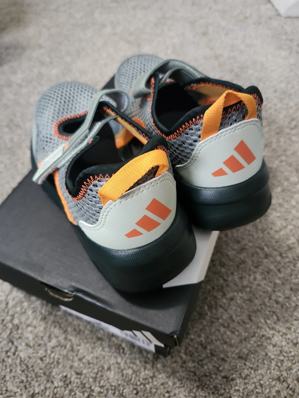 NEW Adidas Kids Mesh Outdoor Water Shoes, Size 1.5